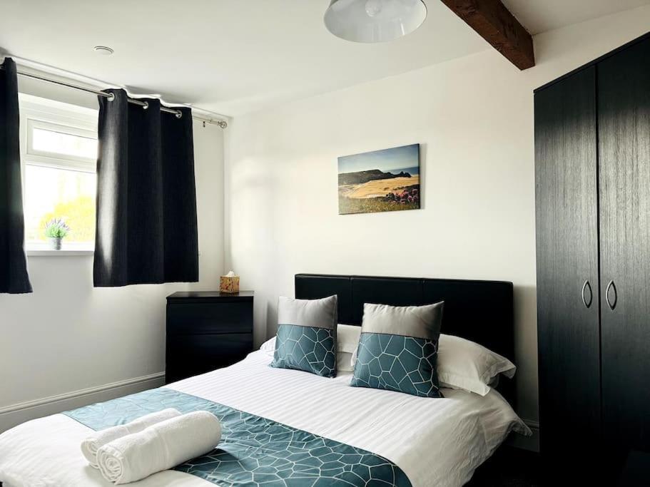 Luxe Living Family Home - Beach, Wifi, Parking Swansea Eksteriør bilde